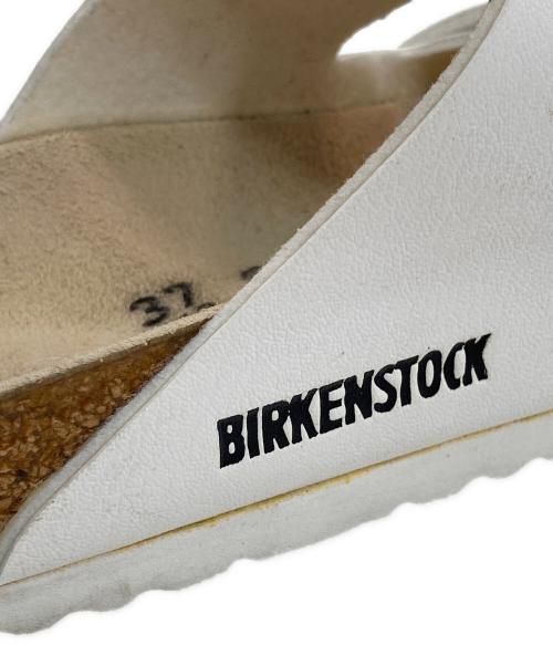 BIRKENSTOCK（ビルケンシュトック）BIRKENSTOCK (ビルケンシュトック) アリゾナサンダル ホワイト サイズ:24cmの古着・服飾アイテム