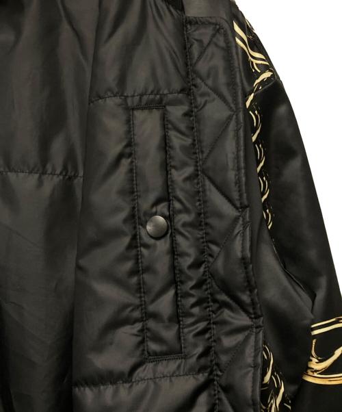 NIKE（ナイキ）NIKE (ナイキ) シンセティック フィル グラム ダンク ボンバージャケット ブラック サイズ:Ｍの古着・服飾アイテム