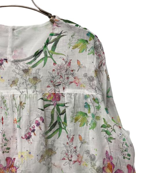 Leilian（レリアン）LEILIAN (レリアン) 花柄シアーチュニックブラウス ホワイト サイズ:15の古着・服飾アイテム