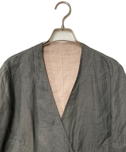 23区（ニジュウサンク）23区 (ニジュウサンク) バーシブルリネンノーカラージャケット グレー×ベージュ サイズ:40の古着・服飾アイテム