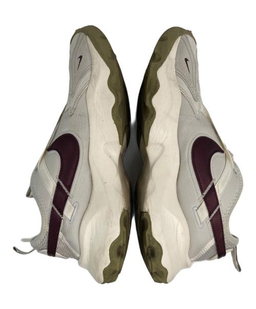 NIKE（ナイキ）NIKE (ナイキ) TC 7900 グレー サイズ:US8/UK5.5/EUR39/cm25/BR37.5/CN250の古着・服飾アイテム