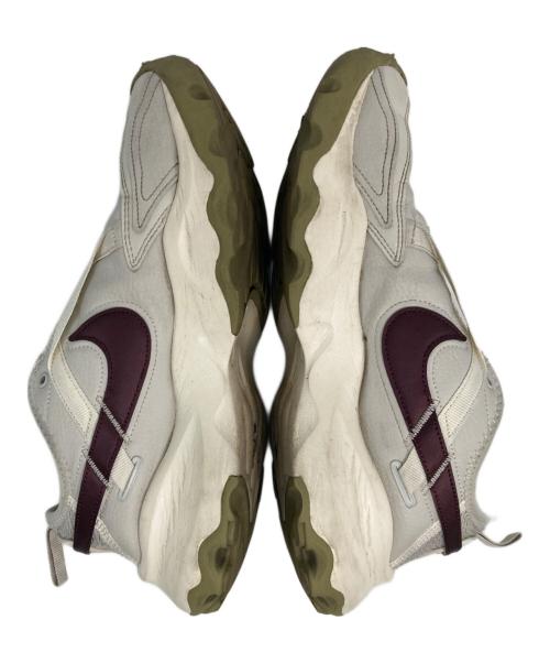 NIKE（ナイキ）NIKE (ナイキ) TC 7900 グレー サイズ:US8/UK5.5/EUR39/cm25/BR37.5/CN250の古着・服飾アイテム