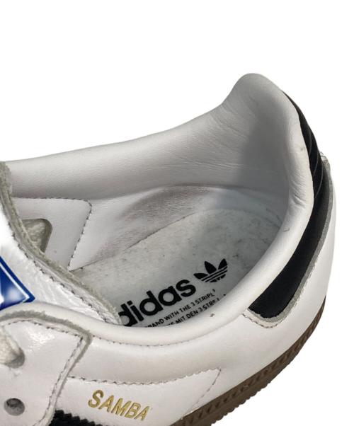 adidas（アディダス）adidas (アディダス) SAMBA ホワイト×ブラック サイズ:US5/UK4 1/2/FR37 1/3/JP230/CHN230の古着・服飾アイテム
