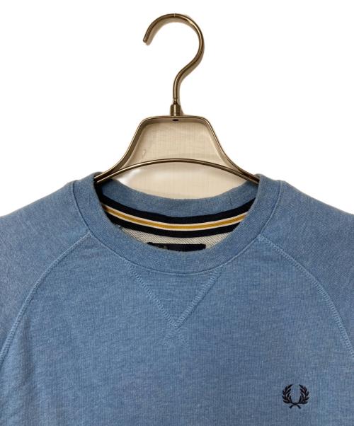 FRED PERRY（フレッドペリー）FRED PERRY (フレッドペリー) ロゴ刺繍クルーネックスウェット スカイブルー サイズ:Sの古着・服飾アイテム