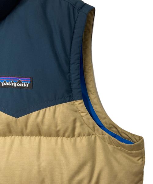 Patagonia（パタゴニア）Patagonia (パタゴニア) Slingshot Down Vest ベージュ サイズ:Mの古着・服飾アイテム