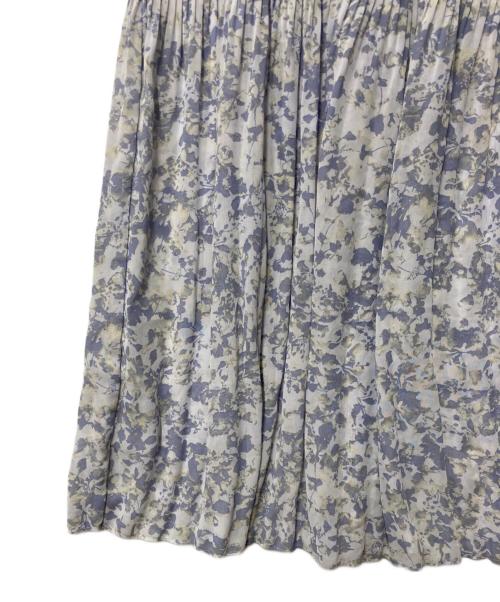 FRAY ID（フレイ アイディー）FRAY ID (フレイ アイディー) プリーツデザインシフォンプリントワンピ ブルー×アイボリーの古着・服飾アイテム