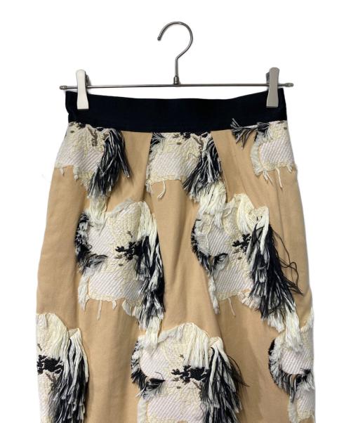 AKIRA NAKA（アキラナカ）AKIRA NAKA (アキラナカ) Kamila Tuck Skirt ベージュ×ブラックの古着・服飾アイテム