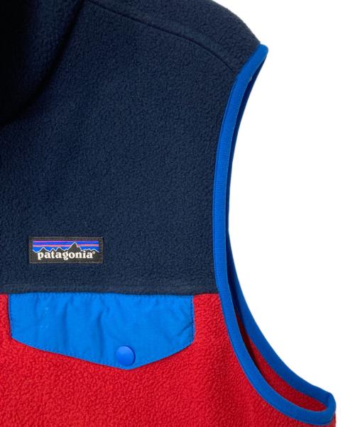 Patagonia（パタゴニア）Patagonia (パタゴニア) ライトウェイト・シンチラ・スナップT・ベスト ネイビー×レッド サイズ:Mの古着・服飾アイテム
