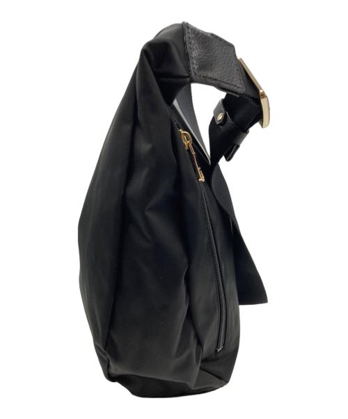 russet（ラシット）russet (ラシット) クラウズナイロンラウンドビッグショルダーバッグ ブラックの古着・服飾アイテム