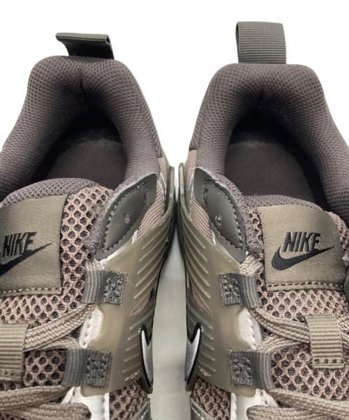 NIKE（ナイキ）NIKE (ナイキ) V2K RUN ブラウン サイズ:27.5cmの古着・服飾アイテム