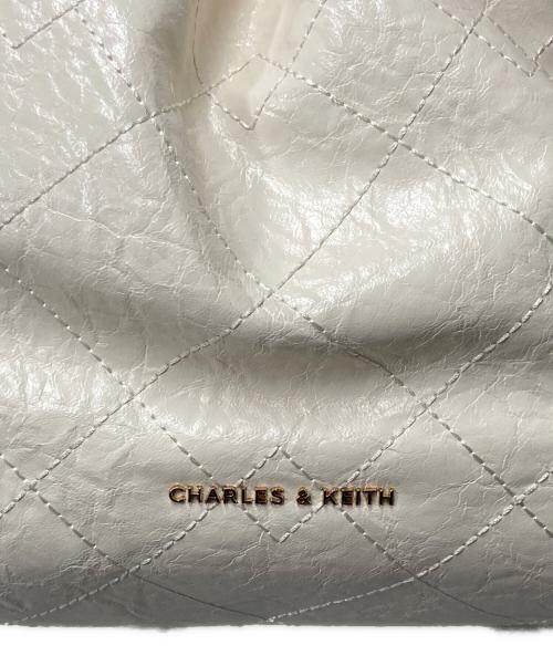 CHARLES & KEITH（チャールズアンドキース）CHARLES & KEITH (チャールズアンドキース) 2WAYショルダーバッグ ベージュ サイズ:-の古着・服飾アイテム