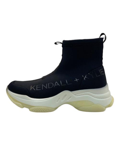 KENDALL+KYLIE （ケンダルアンドカイリー）KENDALL+KYLIE (ケンダルアンドカイリー) ブーツ ホワイト×ブラック サイズ:SIZE 38の古着・服飾アイテム