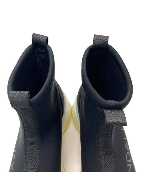 KENDALL+KYLIE （ケンダルアンドカイリー）KENDALL+KYLIE (ケンダルアンドカイリー) ブーツ ホワイト×ブラック サイズ:SIZE 38の古着・服飾アイテム