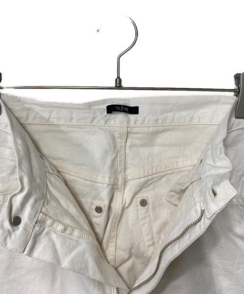 YLEVE（イレーヴ）YLEVE (イレーヴ) デニムパンツ ホワイト サイズ:３の古着・服飾アイテム