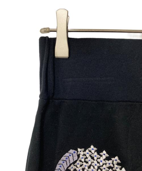 Mame Kurogouchi（マメクロゴウチ）mame kurogouchi (マメクロゴウチ) Embroidery Jersey Skirt ブラック サイズ:2の古着・服飾アイテム