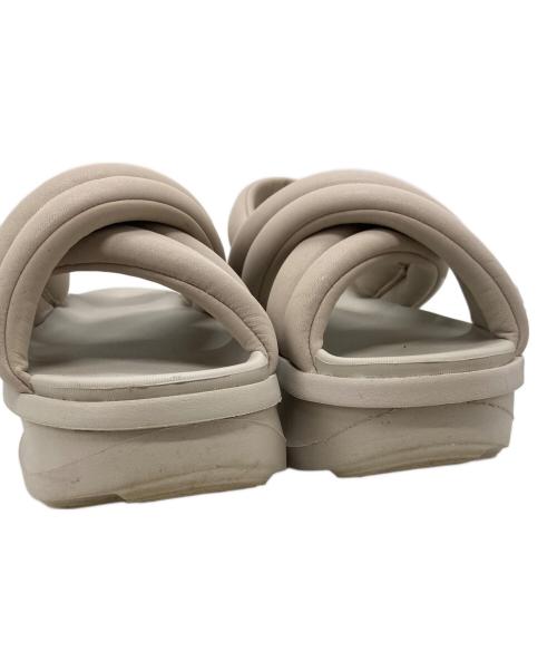 NIKE（ナイキ）NIKE (ナイキ) W AIR MAX ISLA SANDAL ベージュ サイズ:US7/UK4.5/EUR38/CM24/CHN240の古着・服飾アイテム