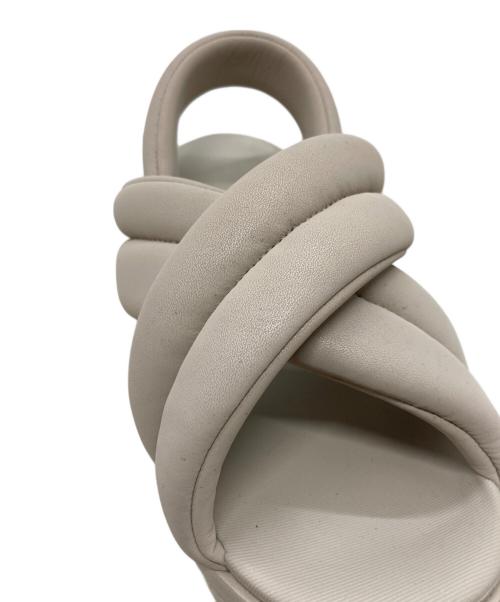 NIKE（ナイキ）NIKE (ナイキ) W AIR MAX ISLA SANDAL ベージュ サイズ:US7/UK4.5/EUR38/CM24/CHN240の古着・服飾アイテム