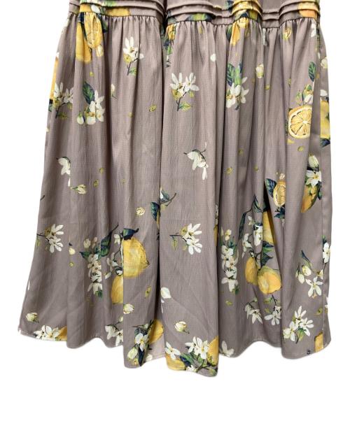 HER LIP TO（ハーリップトゥ）HER LIP TO (ハーリップトゥ) Capri Lemon Print Dress ベージュ サイズ:Mの古着・服飾アイテム