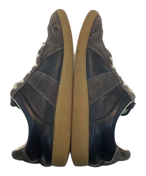Maison Margiela（メゾンマルジェラ）Maison Margiela (メゾンマルジェラ) REPLICA ジャーマントレーナー ブラウン×ブラック サイズ:39の古着・服飾アイテム