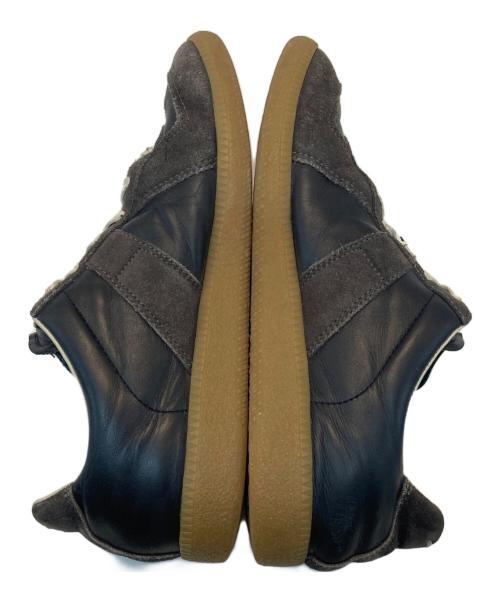 Maison Margiela（メゾンマルジェラ）Maison Margiela (メゾンマルジェラ) REPLICA ジャーマントレーナー ブラウン×ブラック サイズ:39の古着・服飾アイテム