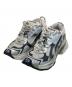BALENCIAGA（バレンシアガ）の古着「Runner スニーカー」｜ホワイト×ブラック