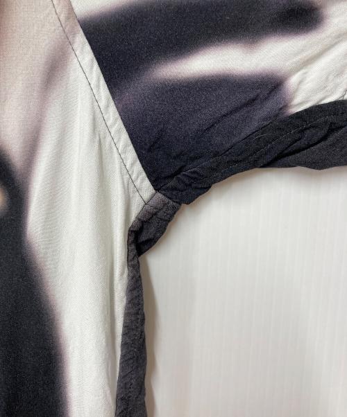 SUPREME（シュプリーム）Supreme (シュプリーム) Penguins Rayin S/S shirt ブラック×ホワイト サイズ:Sの古着・服飾アイテム