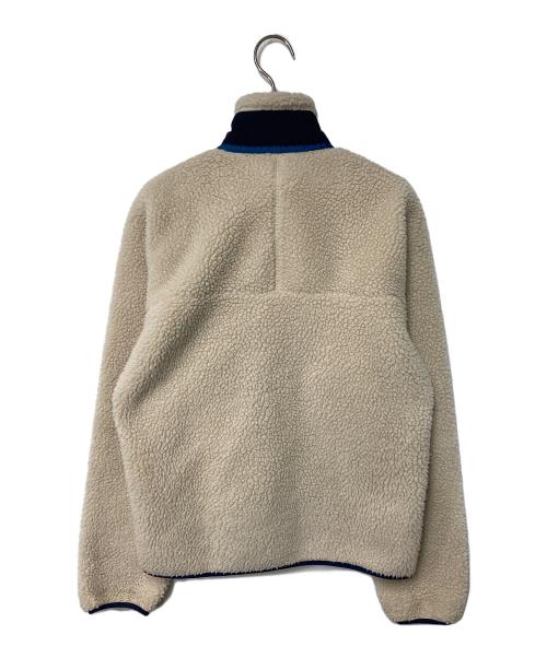 Patagonia（パタゴニア）Patagonia (パタゴニア) CLASSIC RETRO-X JACKET ホワイト×ブルー サイズ:XSの古着・服飾アイテム