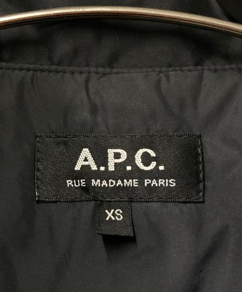 A.P.C.（アーペーセー）A.P.C. (アーペーセー) ナイロンコート ブラック サイズ:XSの古着・服飾アイテム