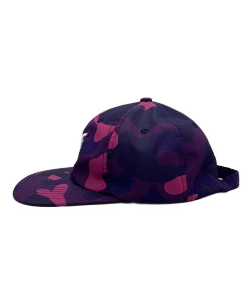 BAPE BY A BATHING APE（ベイプバイアベイシングエイプ）BAPE BY A BATHING APE (ベイプバイアベイシングエイプ) COLOR CAMO BAPE STA PANEL CAP パープル サイズ:Freeの古着・服飾アイテム