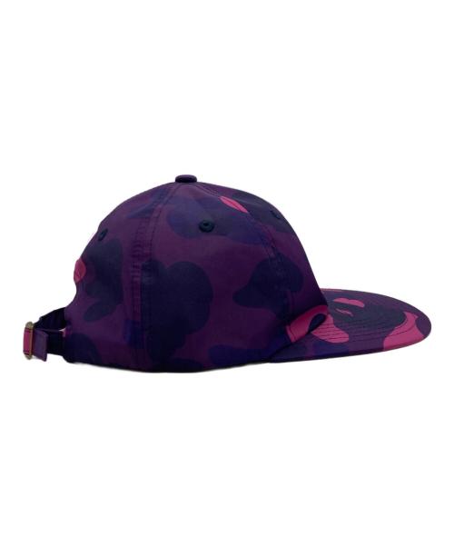 BAPE BY A BATHING APE（ベイプバイアベイシングエイプ）BAPE BY A BATHING APE (ベイプバイアベイシングエイプ) COLOR CAMO BAPE STA PANEL CAP パープル サイズ:Freeの古着・服飾アイテム