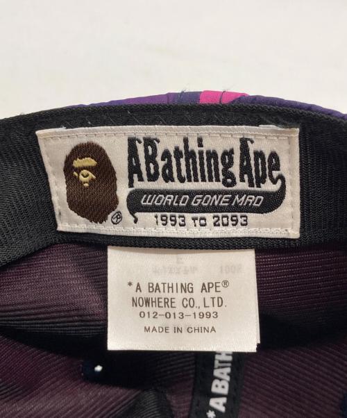BAPE BY A BATHING APE（ベイプバイアベイシングエイプ）BAPE BY A BATHING APE (ベイプバイアベイシングエイプ) COLOR CAMO BAPE STA PANEL CAP パープル サイズ:Freeの古着・服飾アイテム