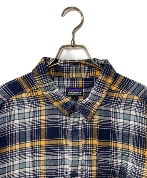 Patagonia（パタゴニア）Patagonia (パタゴニア) フランネルシャツ グレー×ネイビー サイズ:XLの古着・服飾アイテム