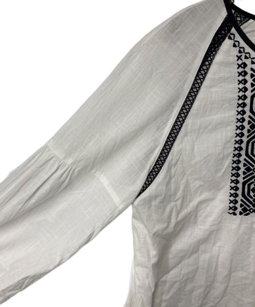 Leilian（レリアン）LEILIAN (レリアン) 刺繍ブラウス ホワイト サイズ:13の古着・服飾アイテム