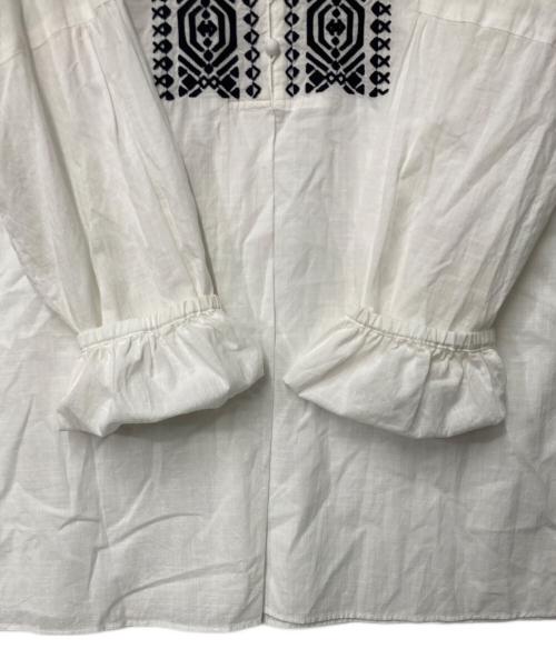 Leilian（レリアン）LEILIAN (レリアン) 刺繍ブラウス ホワイト サイズ:13の古着・服飾アイテム