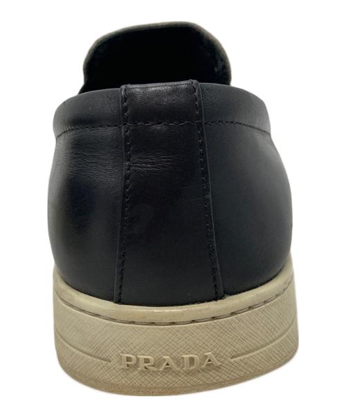 PRADA（プラダ）PRADA (プラダ) レザー切替スリッポン グレー×ブラック サイズ:8の古着・服飾アイテム