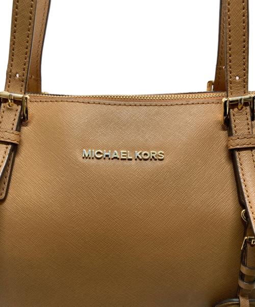 MICHAEL KORS（マイケルコース）MICHAEL KORS (マイケルコース) トートバッグ ベージュの古着・服飾アイテム