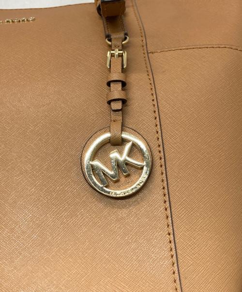 MICHAEL KORS（マイケルコース）MICHAEL KORS (マイケルコース) トートバッグ ベージュの古着・服飾アイテム