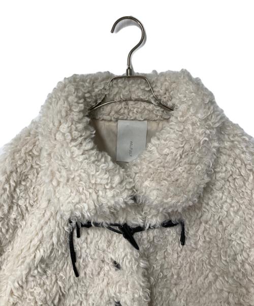 willfully（ウィルフリー）willfully (ウィルフリー) プードルファー トグルショートジャケットコート ベージュ サイズ:Freeの古着・服飾アイテム