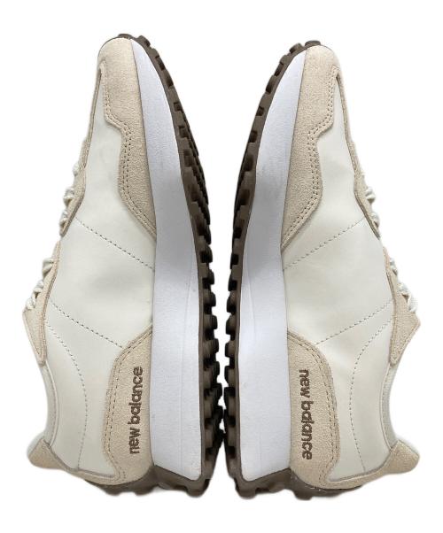 NEW BALANCE（ニューバランス）NEW BALANCE (ニューバランス) ローカットスニーカー ベージュ サイズ:US7 / JPN24の古着・服飾アイテム