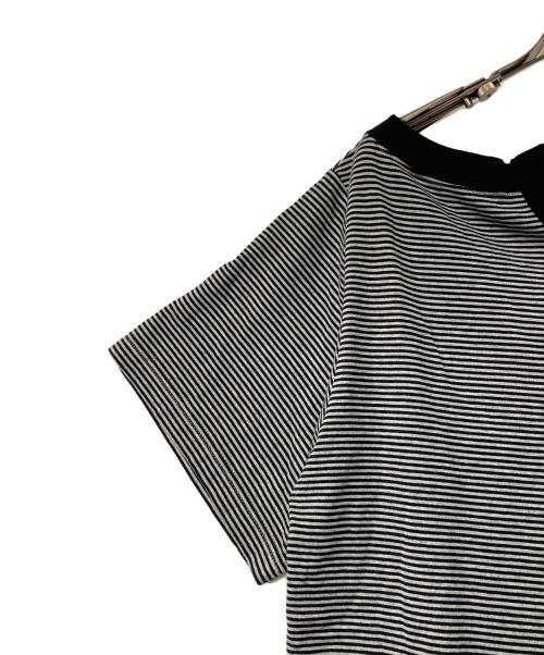 Curensology（カレンソロジー）Curensology (カレンソロジー) INSCRIRE (アンスクリア) アンスクリア 2way Tシャツ グレー×ブラック サイズ:Mの古着・服飾アイテム