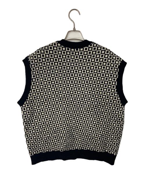 Needles（ニードルズ）Needles (ニードルズ) ニットベスト ホワイト×ブラック サイズ:XSの古着・服飾アイテム