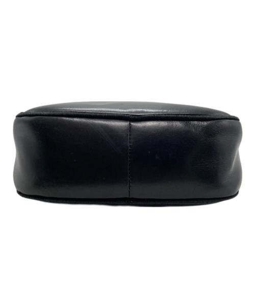 Salvatore Ferragamo（サルヴァトーレ フェラガモ）Salvatore Ferragamo (サルヴァトーレ フェラガモ) ヴァラリボンショルダーバッグ ブラックの古着・服飾アイテム