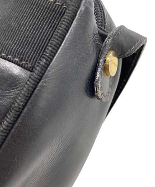 Salvatore Ferragamo（サルヴァトーレ フェラガモ）Salvatore Ferragamo (サルヴァトーレ フェラガモ) ヴァラリボンショルダーバッグ ブラックの古着・服飾アイテム