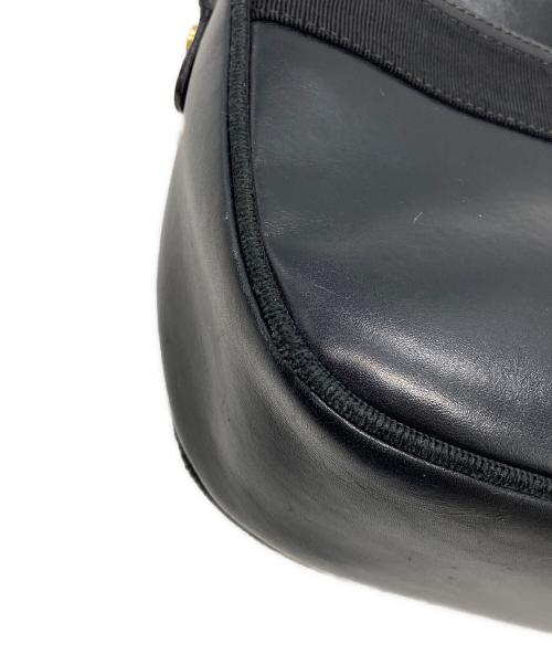 Salvatore Ferragamo（サルヴァトーレ フェラガモ）Salvatore Ferragamo (サルヴァトーレ フェラガモ) ヴァラリボンショルダーバッグ ブラックの古着・服飾アイテム