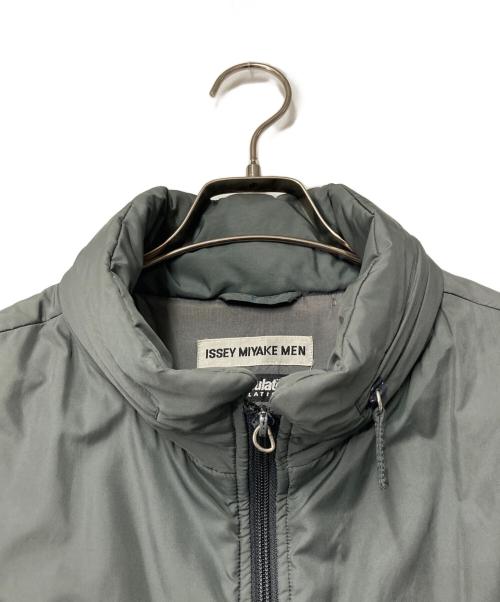 ISSEY MIYAKE MEN（イッセイミヤケメン）ISSEY MIYAKE MEN (イッセイミヤケメン) コート グレー サイズ:2の古着・服飾アイテム