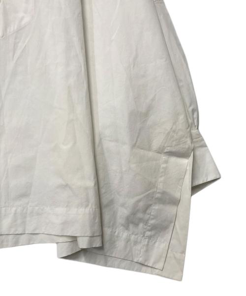 YLEVE（イレーヴ）YLEVE (イレーヴ) BOURRIENNE (ブリエンヌ) コットンタイプライター ポンチョ シャツ ホワイト サイズ:1の古着・服飾アイテム