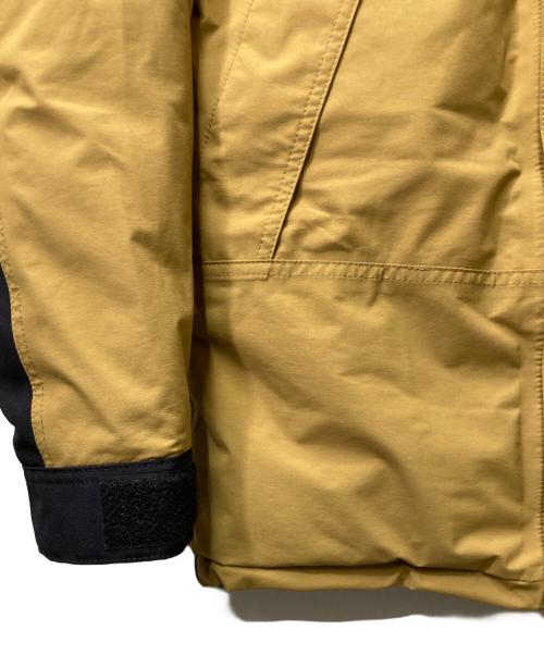THE NORTH FACE（ザ ノース フェイス）THE NORTH FACE (ザ ノース フェイス) マウンテンダウンジャケット ブラウン×ブラック サイズ:Mの古着・服飾アイテム