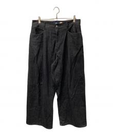 LEVI'S（リーバイス）の古着「ワイドプリーツ CROP ジーンズ」｜ブラック