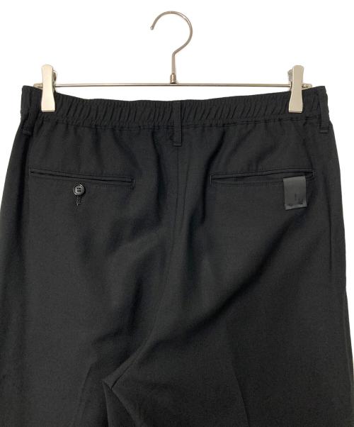 N.HOOLYWOOD（エヌ ハリウッド）N.HOOLYWOOD (エヌ ハリウッド) WIDE TAPERD EASY SLACKS ブラック サイズ:38の古着・服飾アイテム