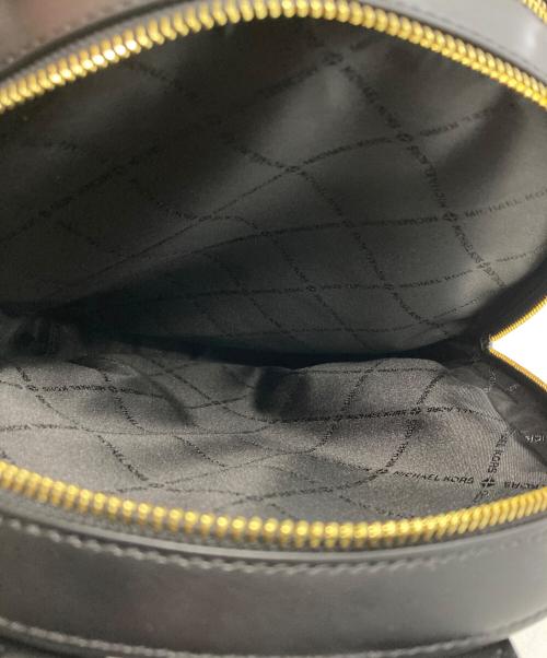 MICHAEL KORS（マイケルコース）MICHAEL KORS (マイケルコース) バックパック ブラックの古着・服飾アイテム